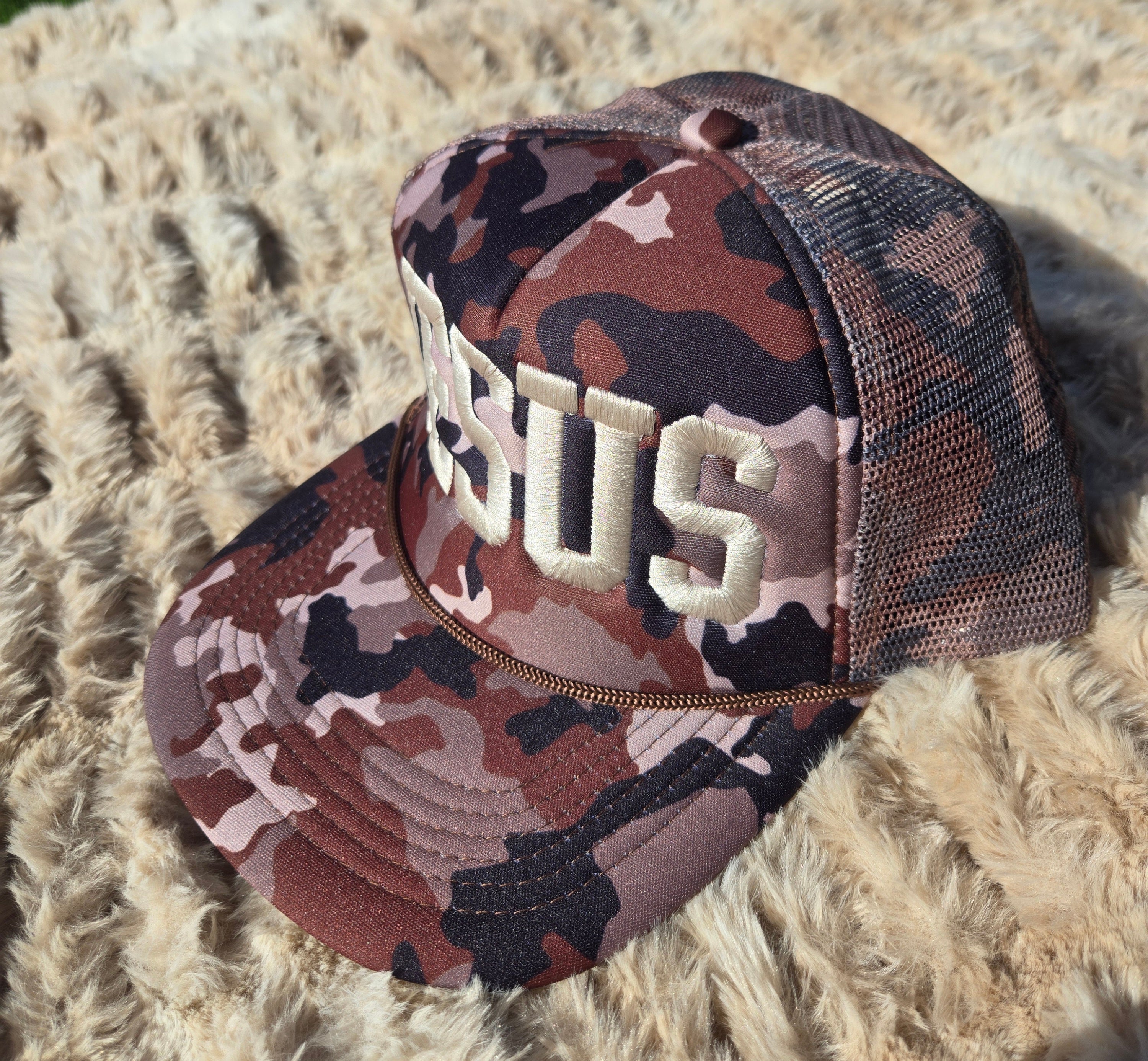 JESUS Trucker Hat – Desert